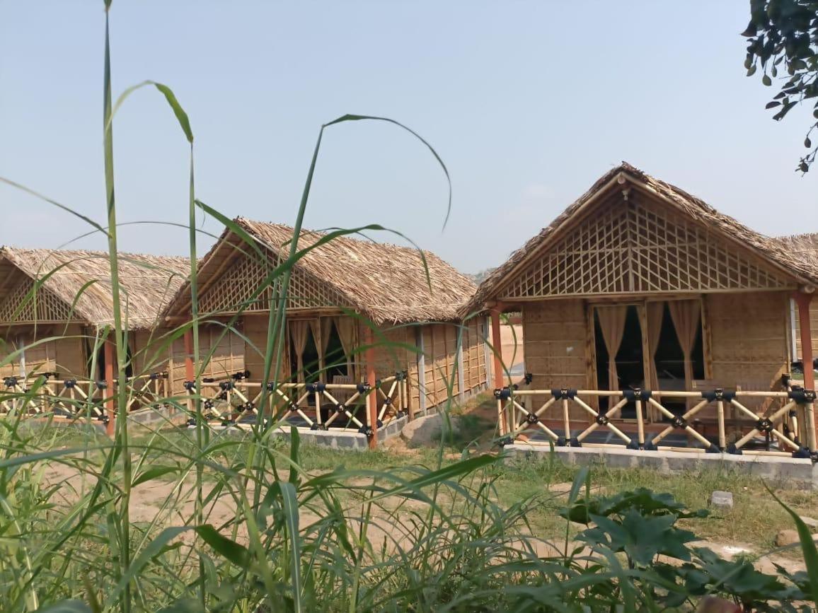 Rasta Cafe Resort Hampi Zewnętrze zdjęcie