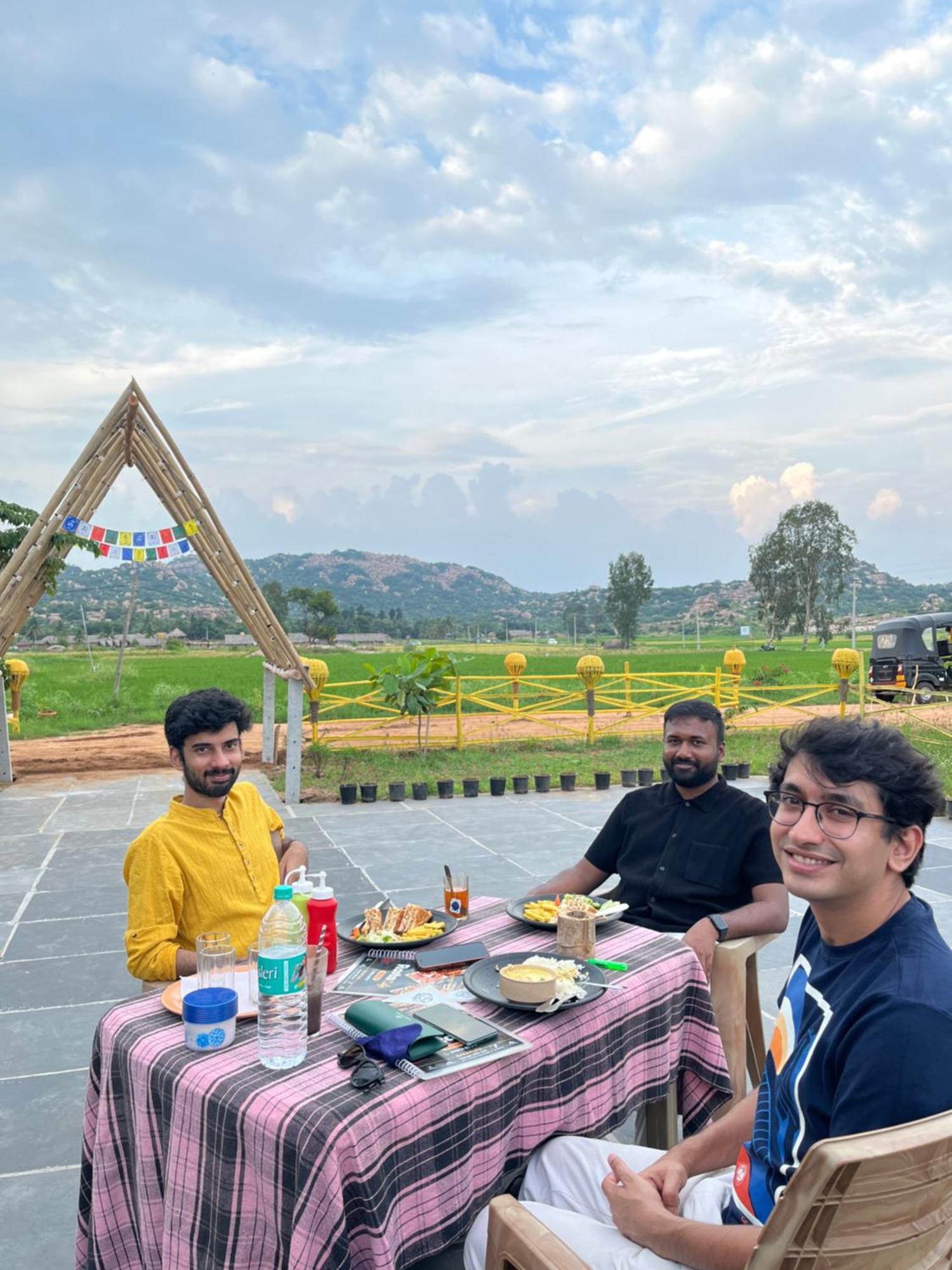 Rasta Cafe Resort Hampi Zewnętrze zdjęcie