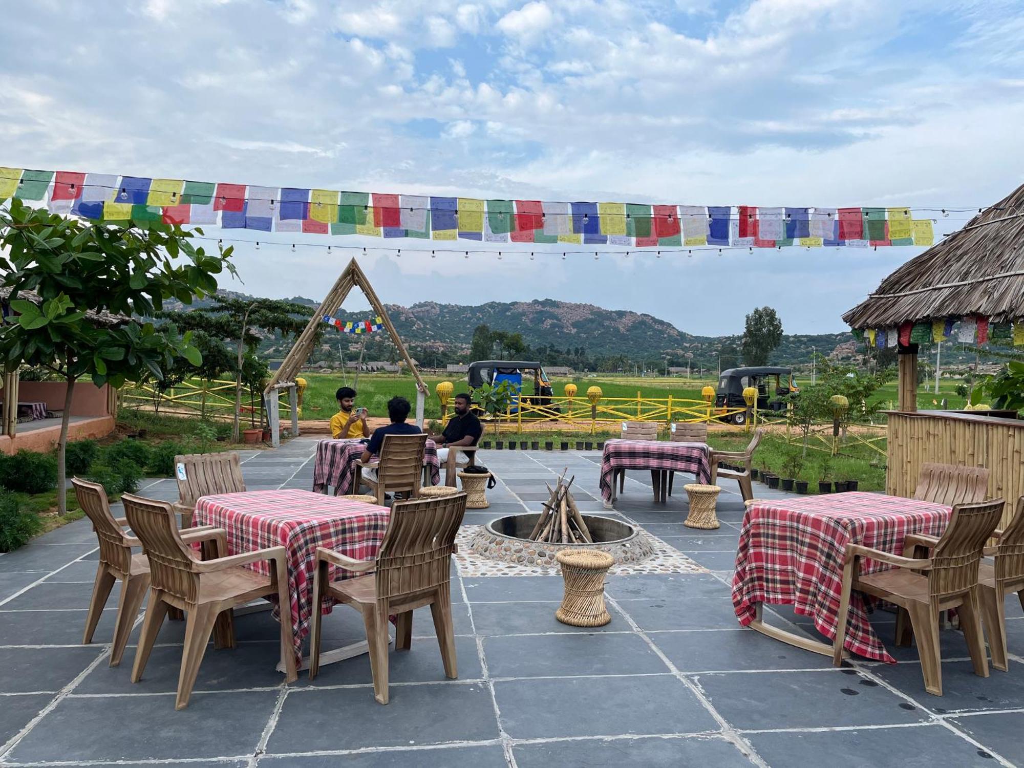 Rasta Cafe Resort Hampi Zewnętrze zdjęcie